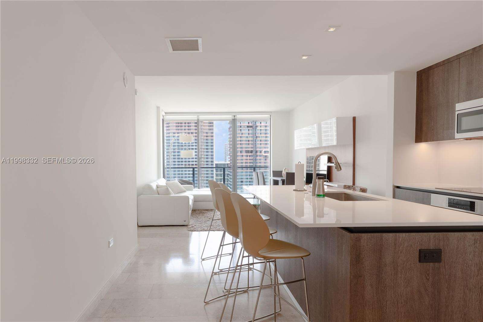 Reach Brickell at 68 6 St, Miami, FL 33131 - For Rent photo 6