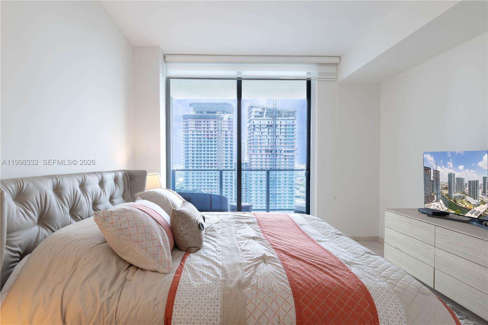 Reach Brickell at 68 6 St, Miami, FL 33131 - For Rent photo 8