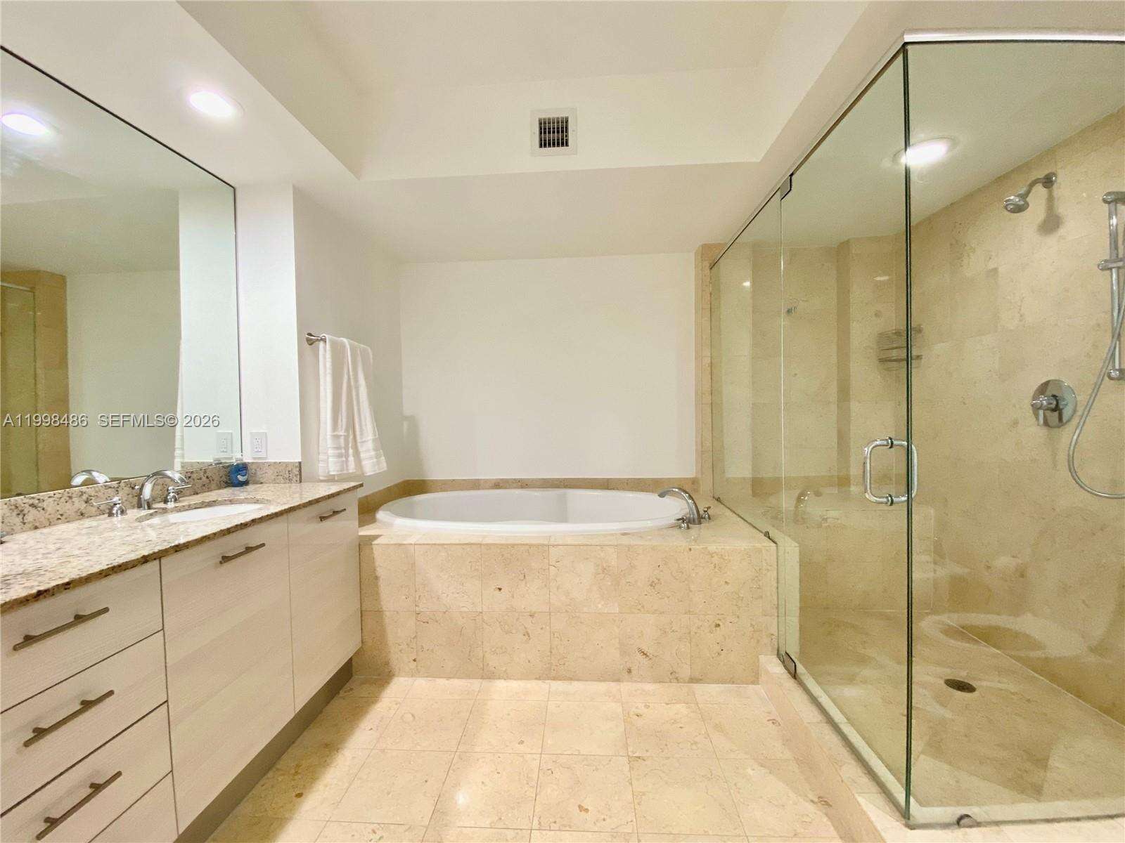 The Beach Club Two at 1830 Ocean Dr, Hallandale Beach, FL 33009 - For Rent photo 18