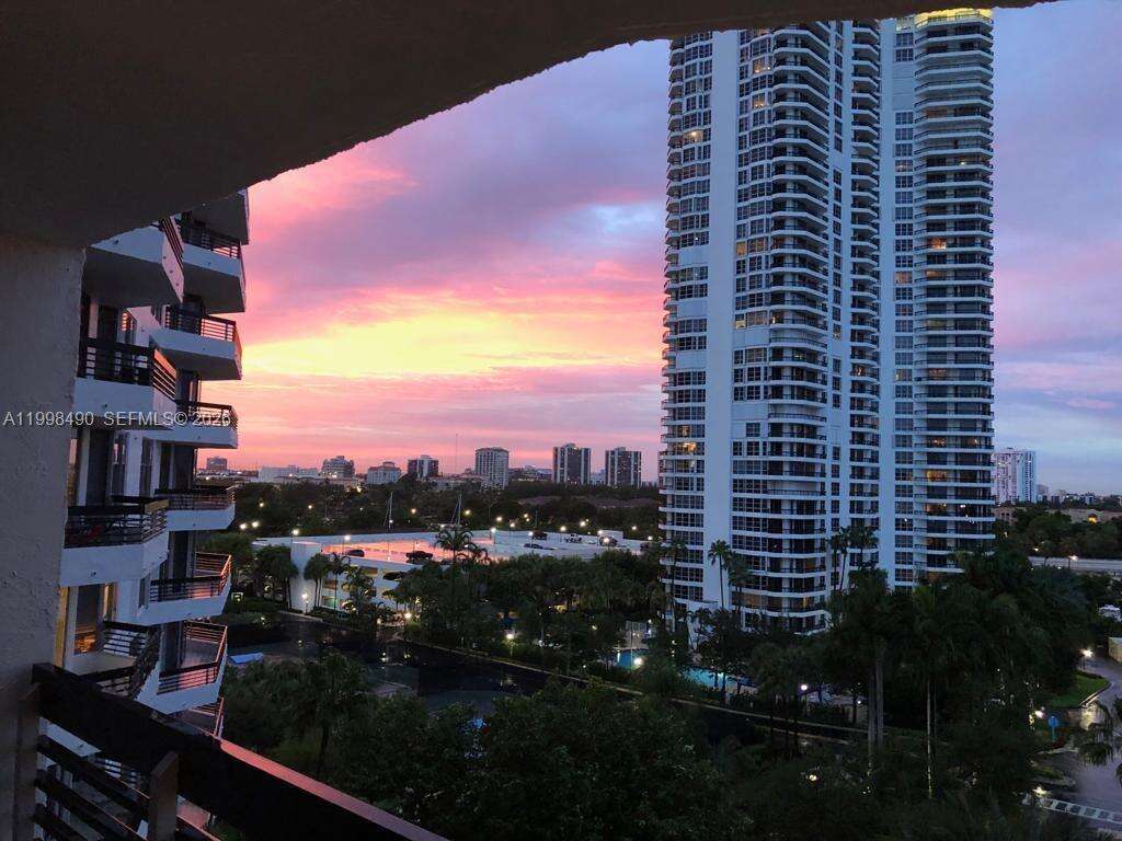 Mystic Pointe 1 at 3600 Mystic Pointe Dr, Aventura, FL 33180 - For Rent photo 27