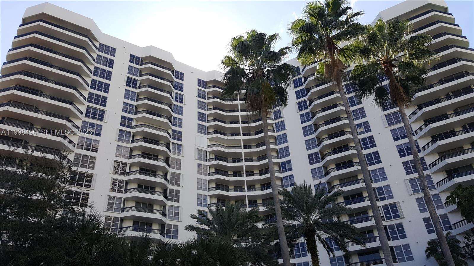 Mystic Pointe 1 at 3600 Mystic Pointe Dr, Aventura, FL 33180 - For Rent photo 30