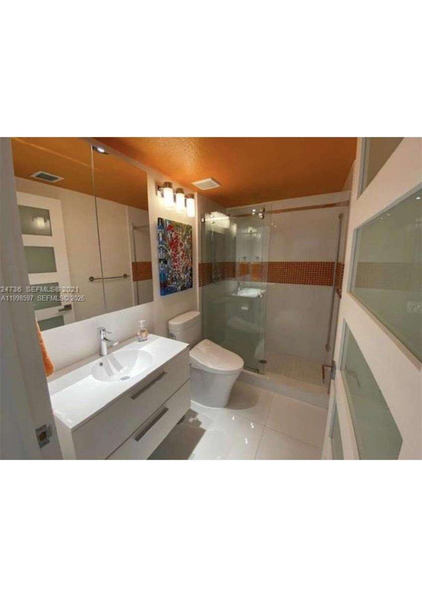 Golden Bay Club at 17050 Bay Rd, Sunny Isles Beach, FL 33160 - For Rent photo 12