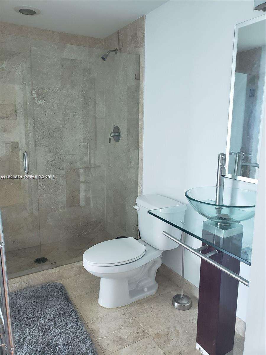 Wind By Neo at 350 Miami Ave, Miami, FL 33130 - For Rent photo 9
