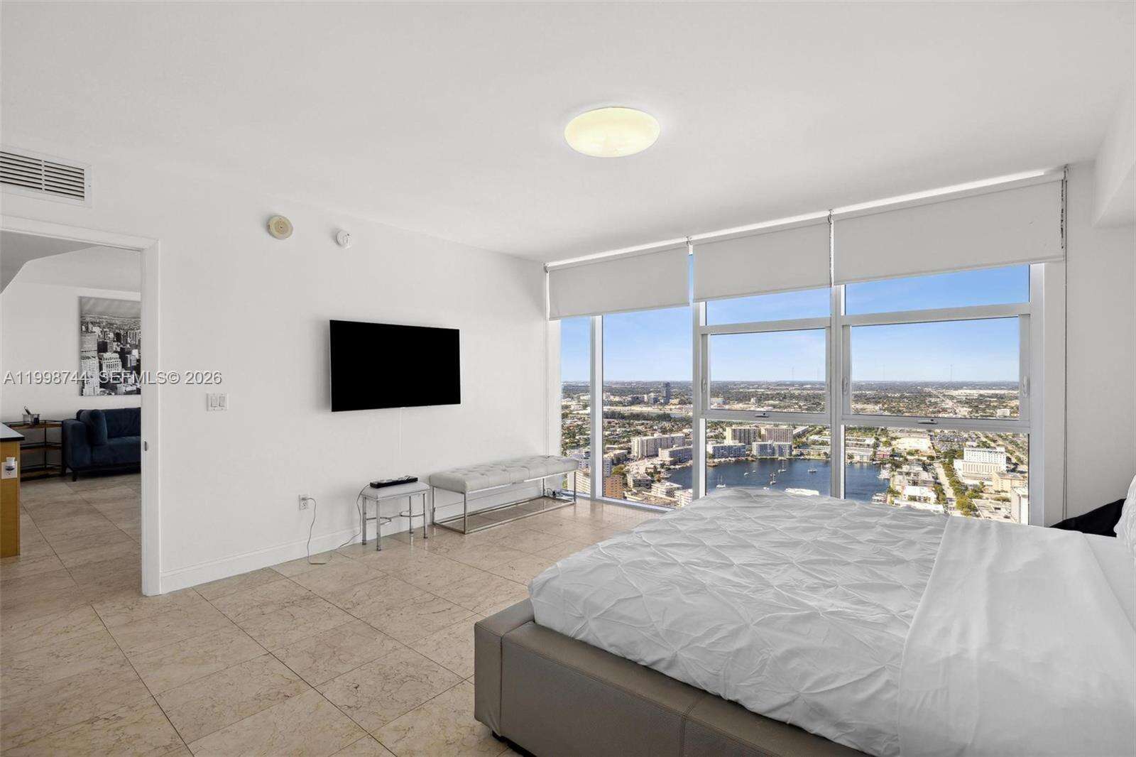 The Beach Club Two at 1830 Ocean Dr, Hallandale Beach, FL 33009 - For Rent photo 11