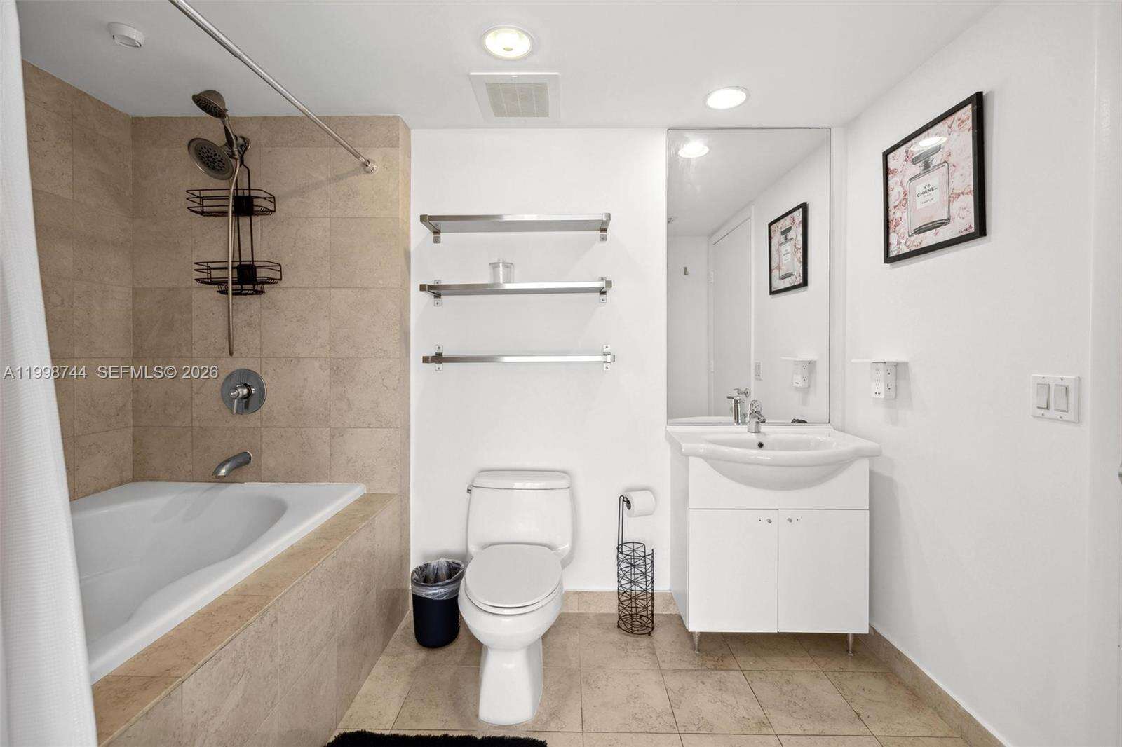 The Beach Club Two at 1830 Ocean Dr, Hallandale Beach, FL 33009 - For Rent photo 13