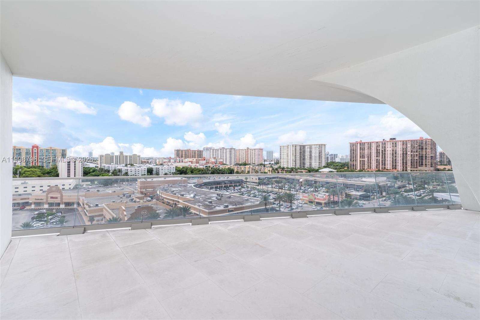 Jade Signature at 16901 Collins Ave, Sunny Isles Beach, FL 33160 - For Rent photo 21