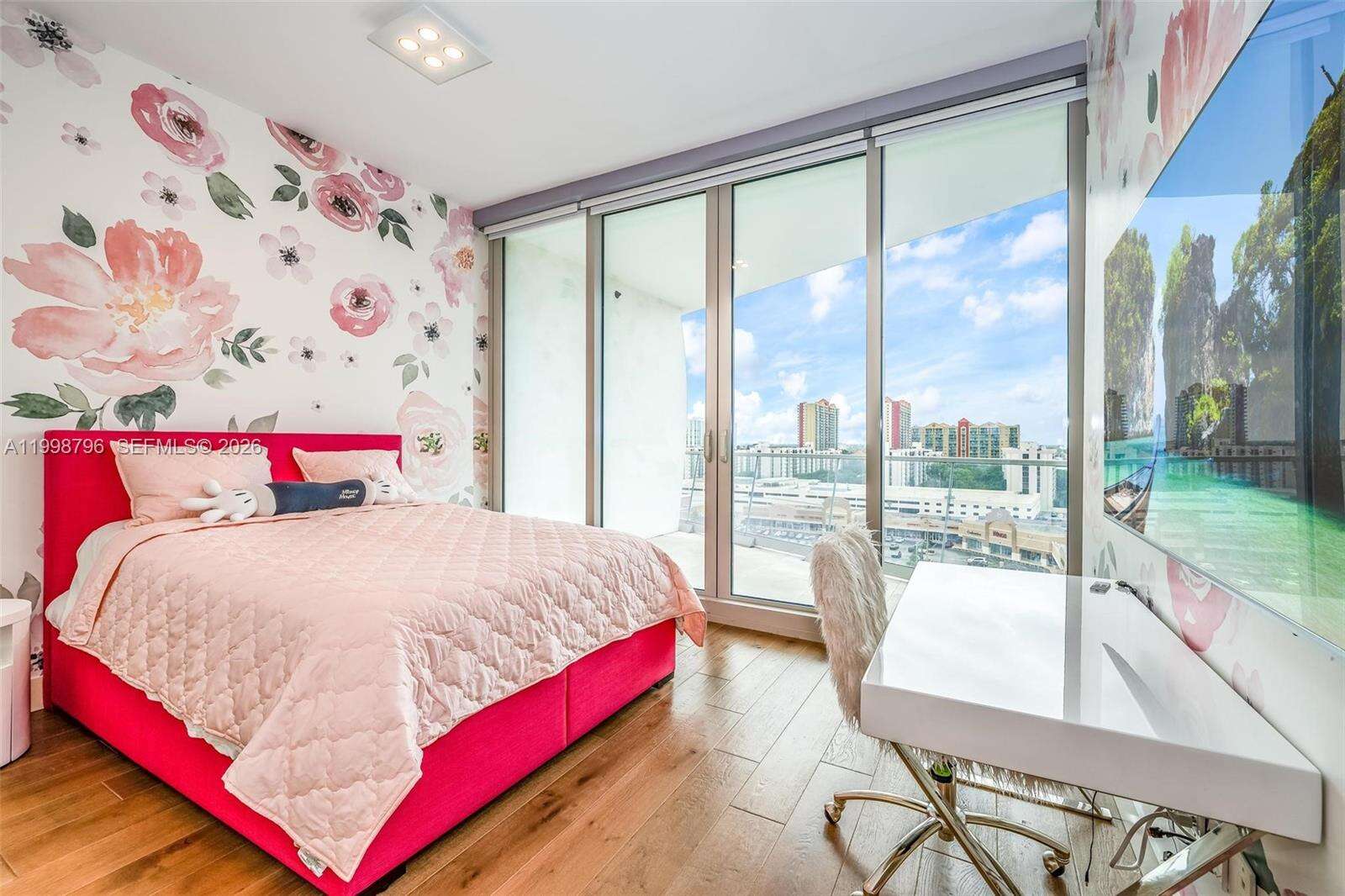 Jade Signature at 16901 Collins Ave, Sunny Isles Beach, FL 33160 - For Rent photo 24