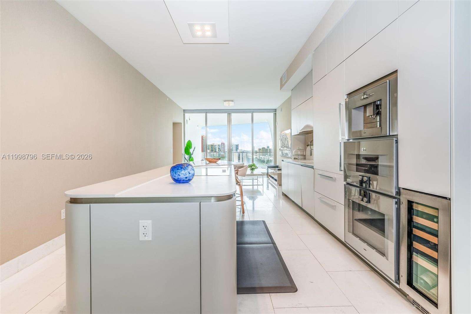 Jade Signature at 16901 Collins Ave, Sunny Isles Beach, FL 33160 - For Rent photo 26