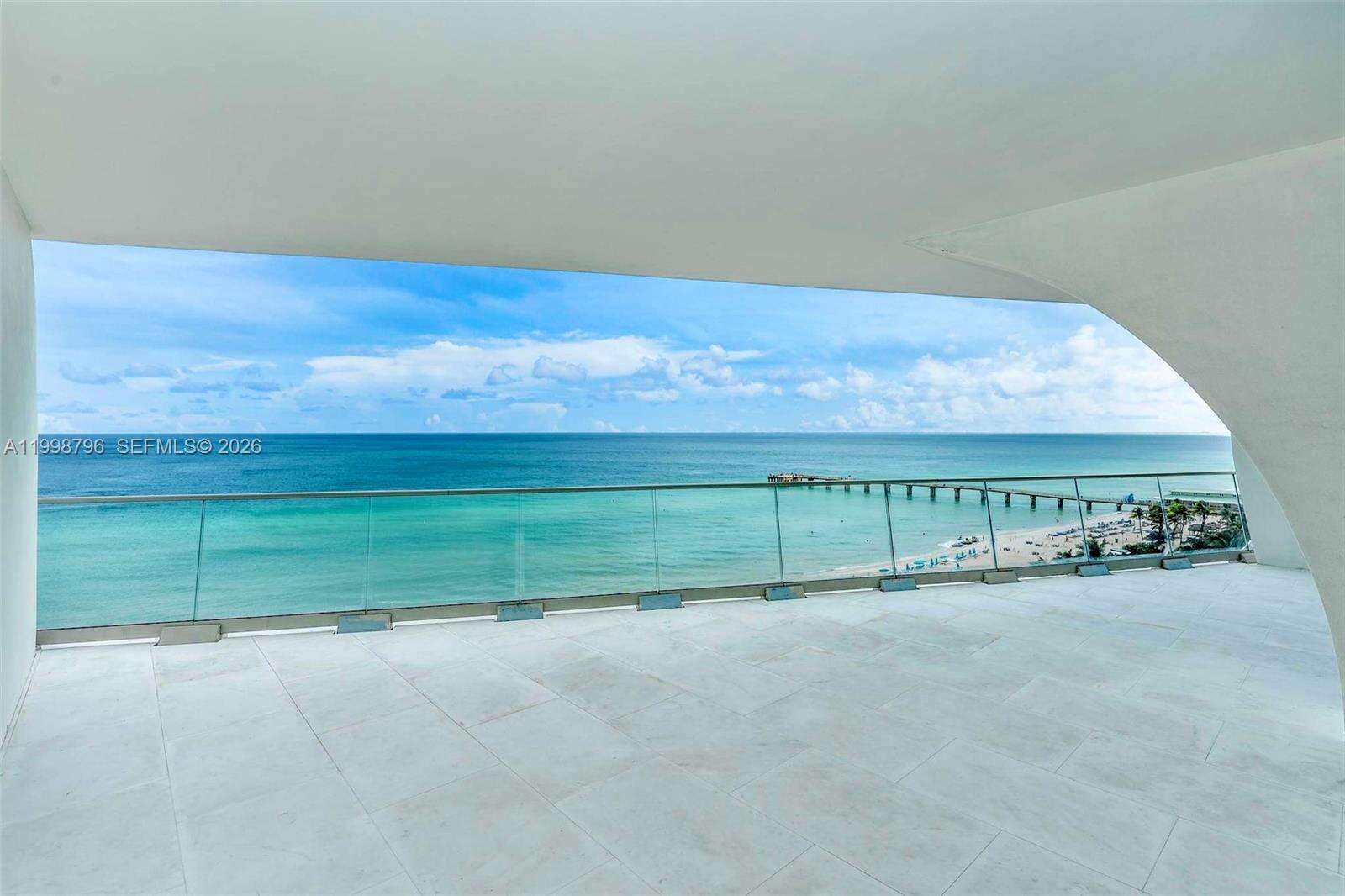 Jade Signature at 16901 Collins Ave, Sunny Isles Beach, FL 33160 - For Rent photo 5