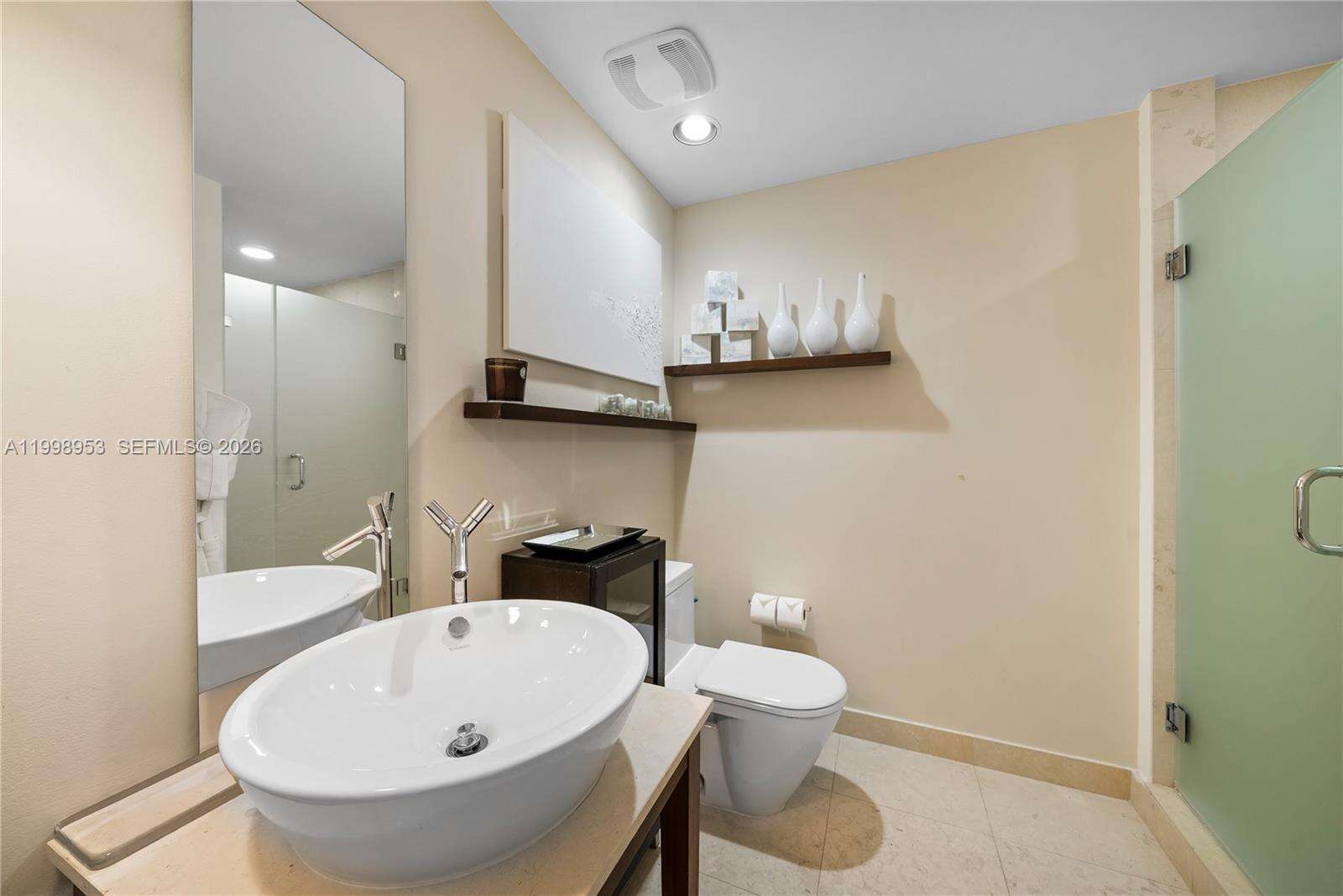 Icon at 450 Alton Rd, Miami Beach, FL 33139 - For Rent photo 34