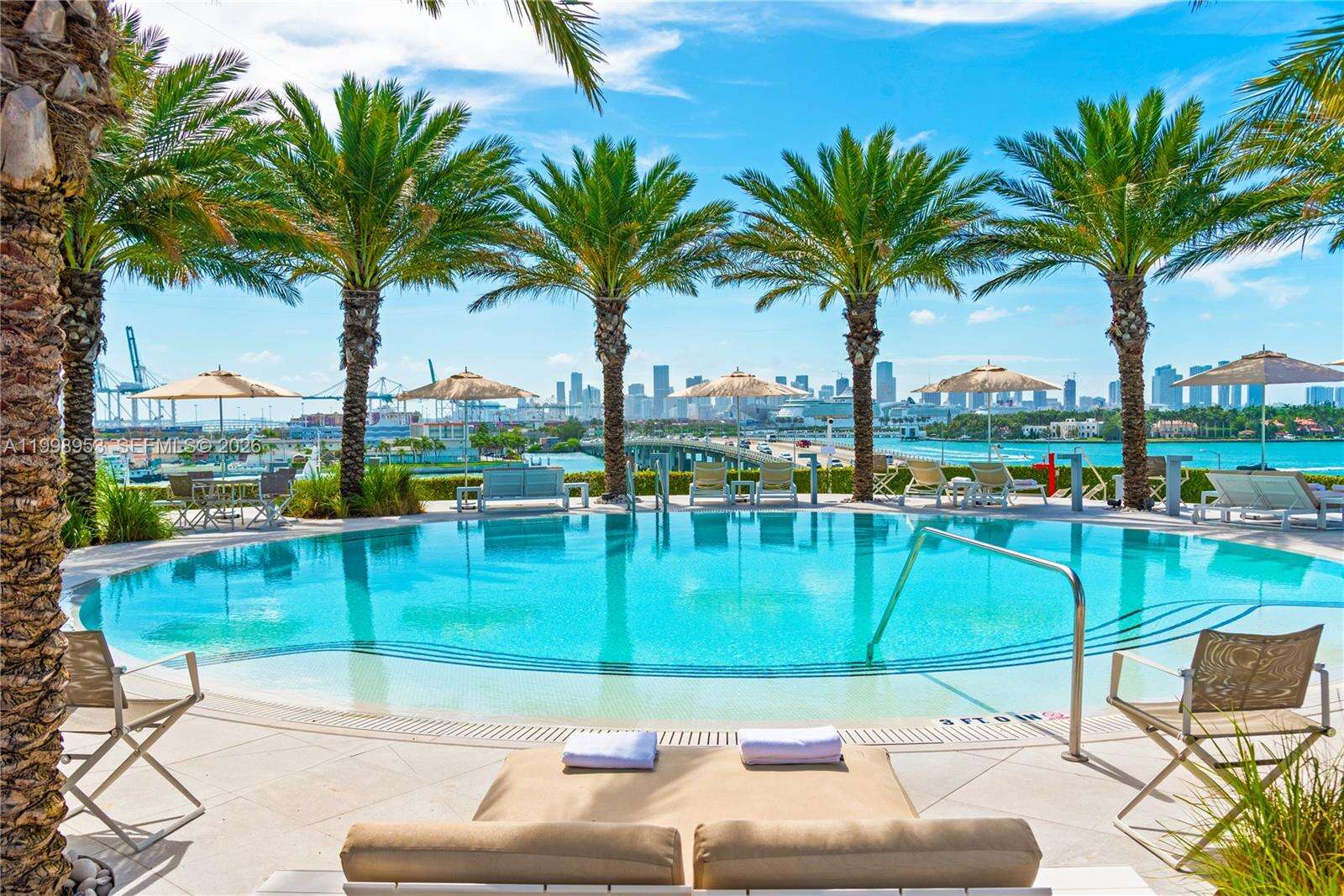 Icon at 450 Alton Rd, Miami Beach, FL 33139 - For Rent photo 58
