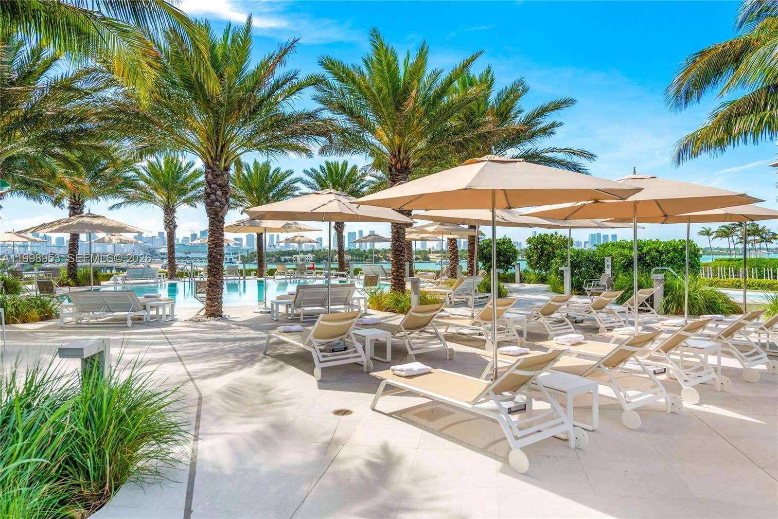 Icon at 450 Alton Rd, Miami Beach, FL 33139 - For Rent photo 60