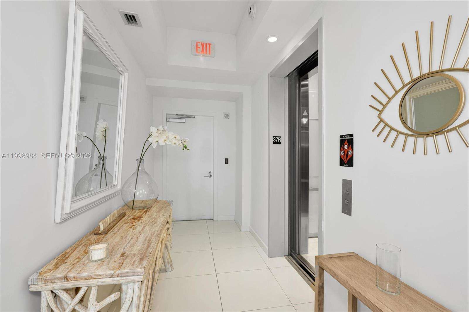 Paramount Miami Worldcenter at 851 1 Ave, Miami, FL 33132 - For Rent photo 2