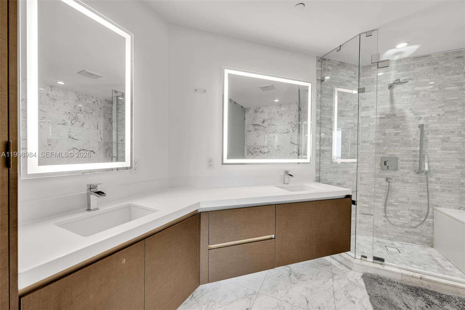 Paramount Miami Worldcenter at 851 1 Ave, Miami, FL 33132 - For Rent photo 12