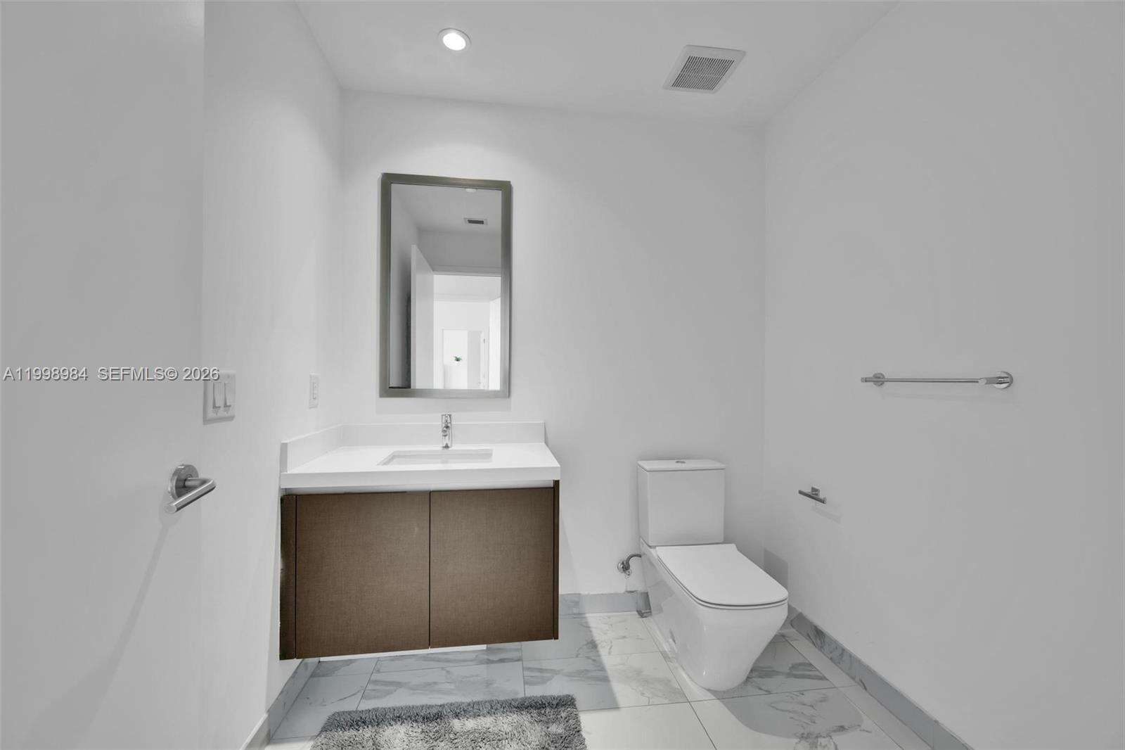 Paramount Miami Worldcenter at 851 1 Ave, Miami, FL 33132 - For Rent photo 17