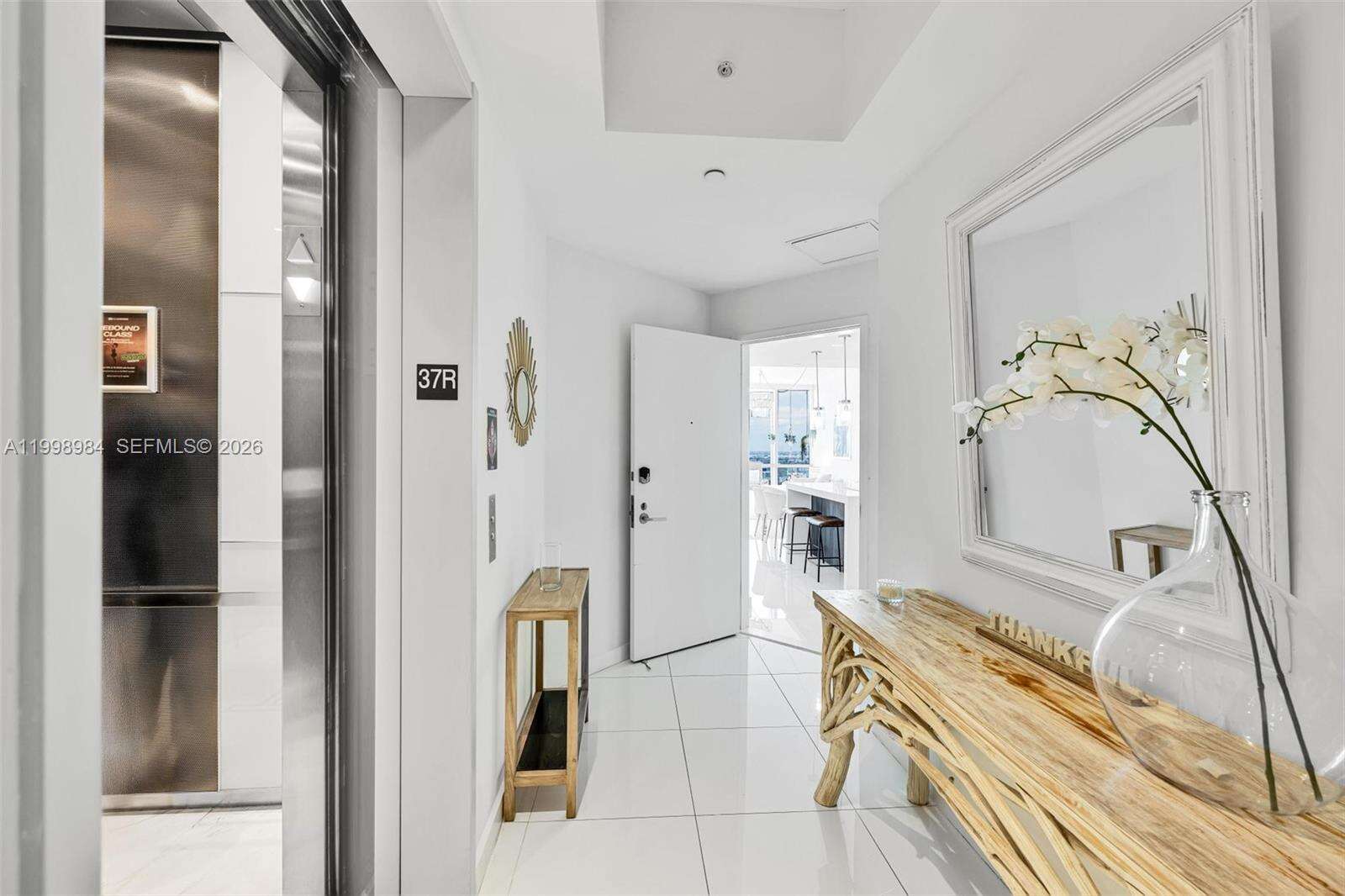 Paramount Miami Worldcenter at 851 1 Ave, Miami, FL 33132 - For Rent photo 3