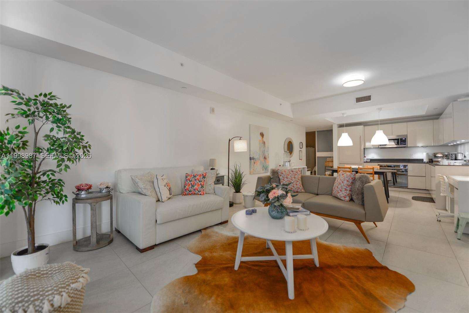 1010 Brickell at 1010 Brickell Ave, Miami, FL 33131 - For Rent photo 5