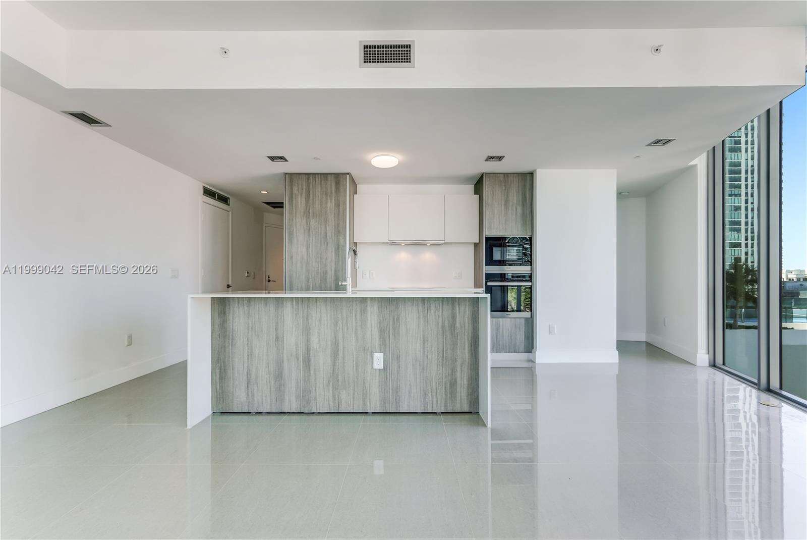Biscayne Beach at 2900 7 Ave, Miami, FL 33137 - For Rent photo 5