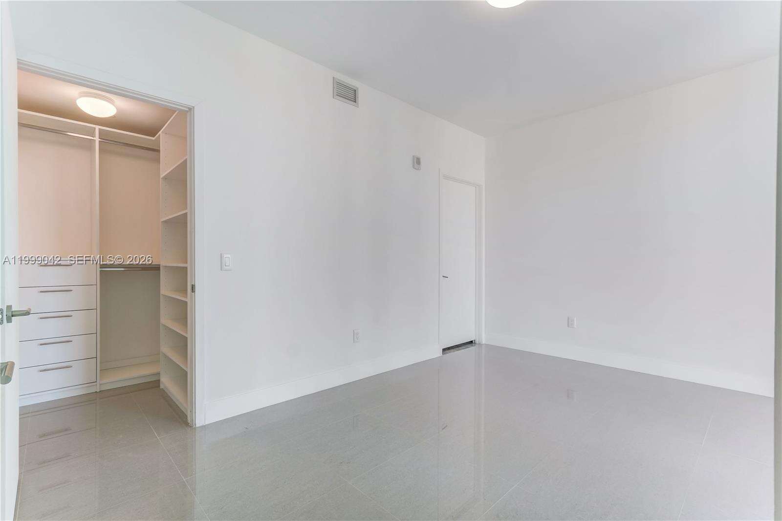 Biscayne Beach at 2900 7 Ave, Miami, FL 33137 - For Rent photo 9