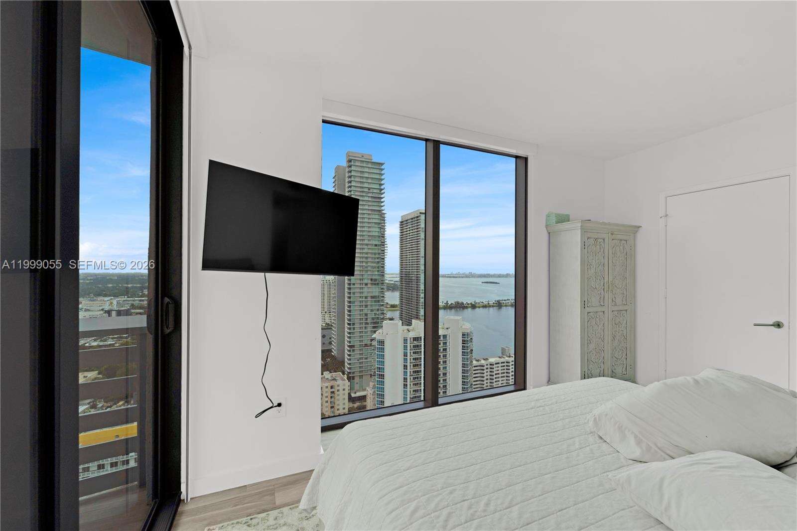 Icon Bay at 460 28 St, Miami, FL 33137 - For Rent photo 15
