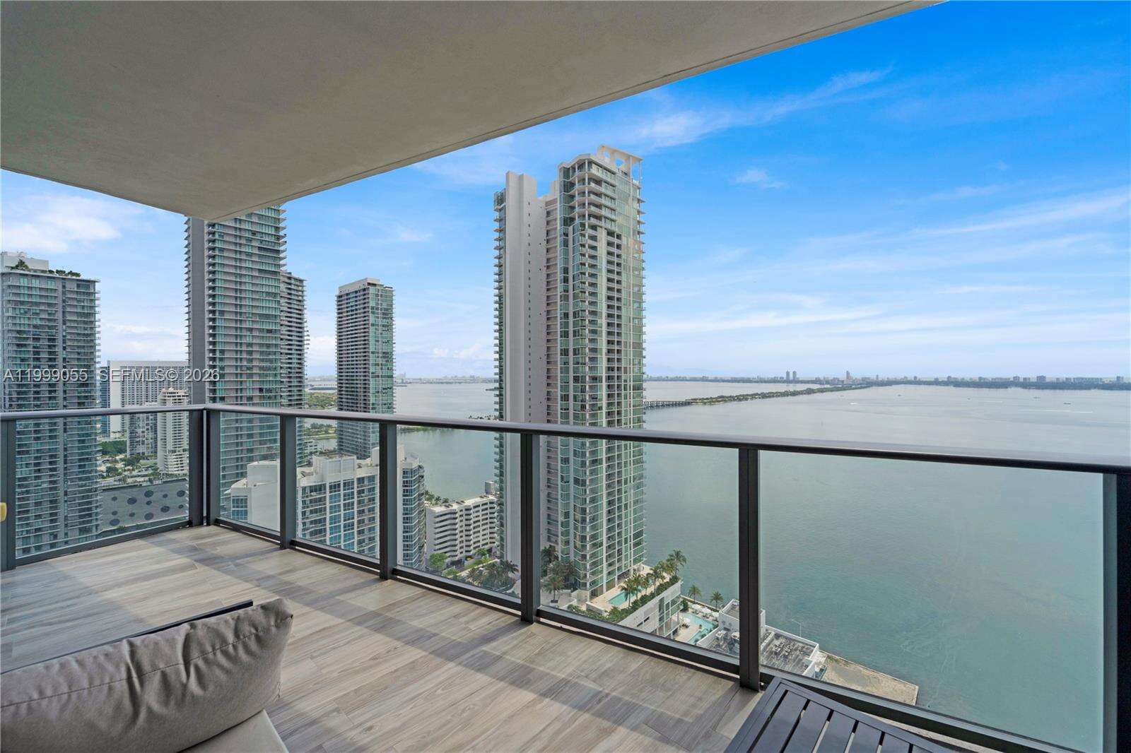 Icon Bay at 460 28 St, Miami, FL 33137 - For Rent photo 9