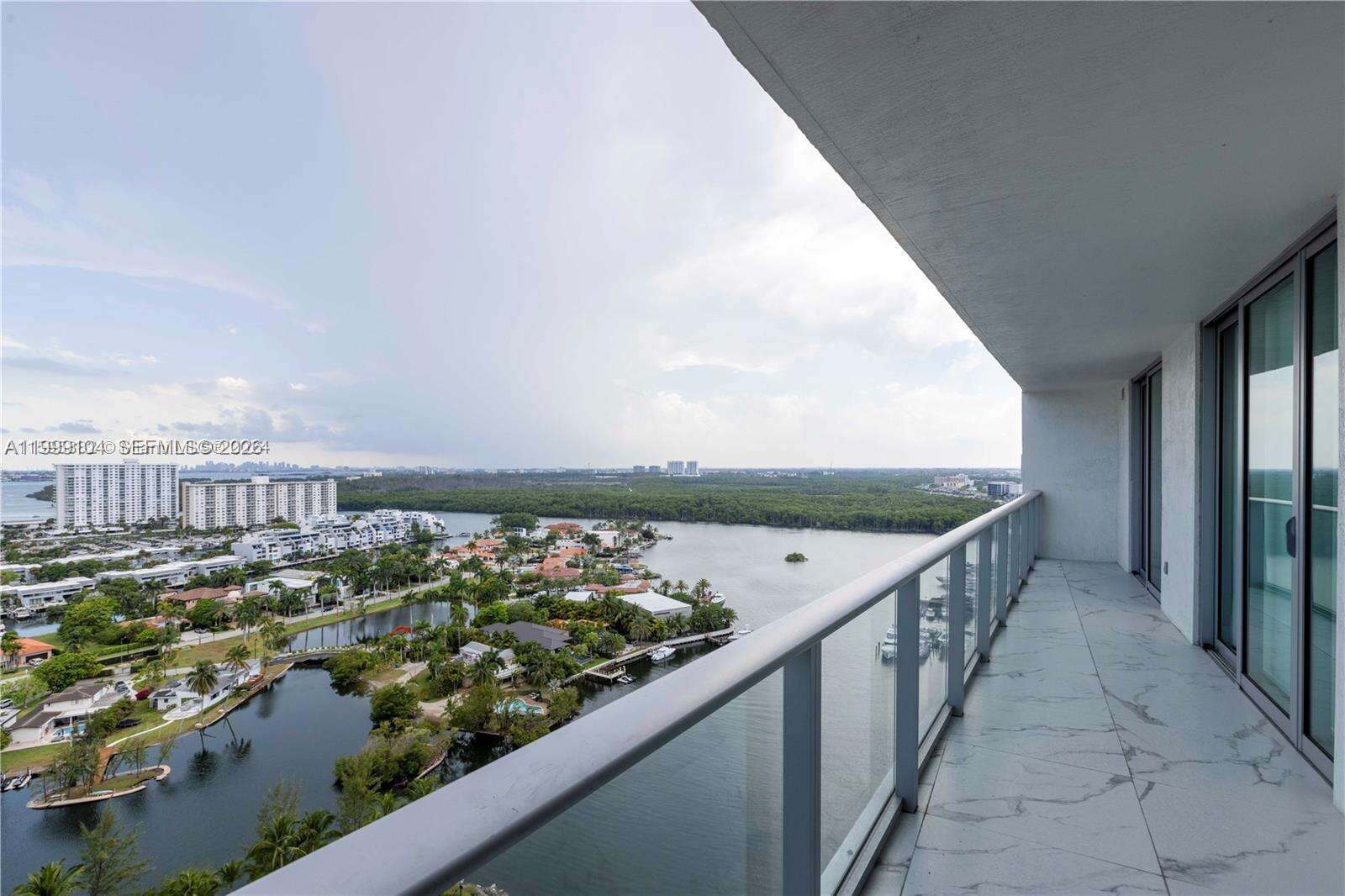 Parque Towers at 300 Sunny Isles Blvd, Sunny Isles Beach, FL 33160 - For Rent photo 14