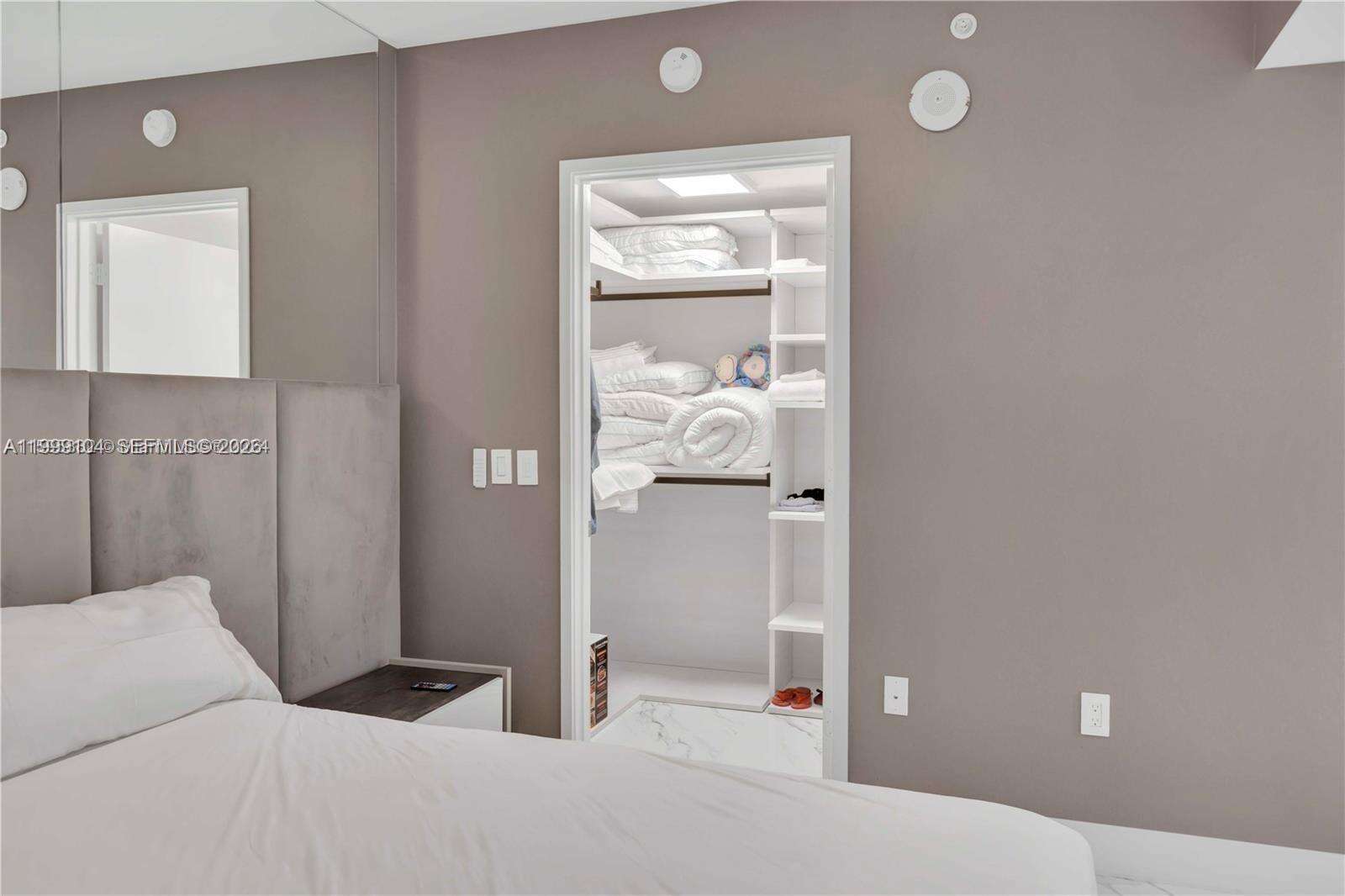 Parque Towers at 300 Sunny Isles Blvd, Sunny Isles Beach, FL 33160 - For Rent photo 32