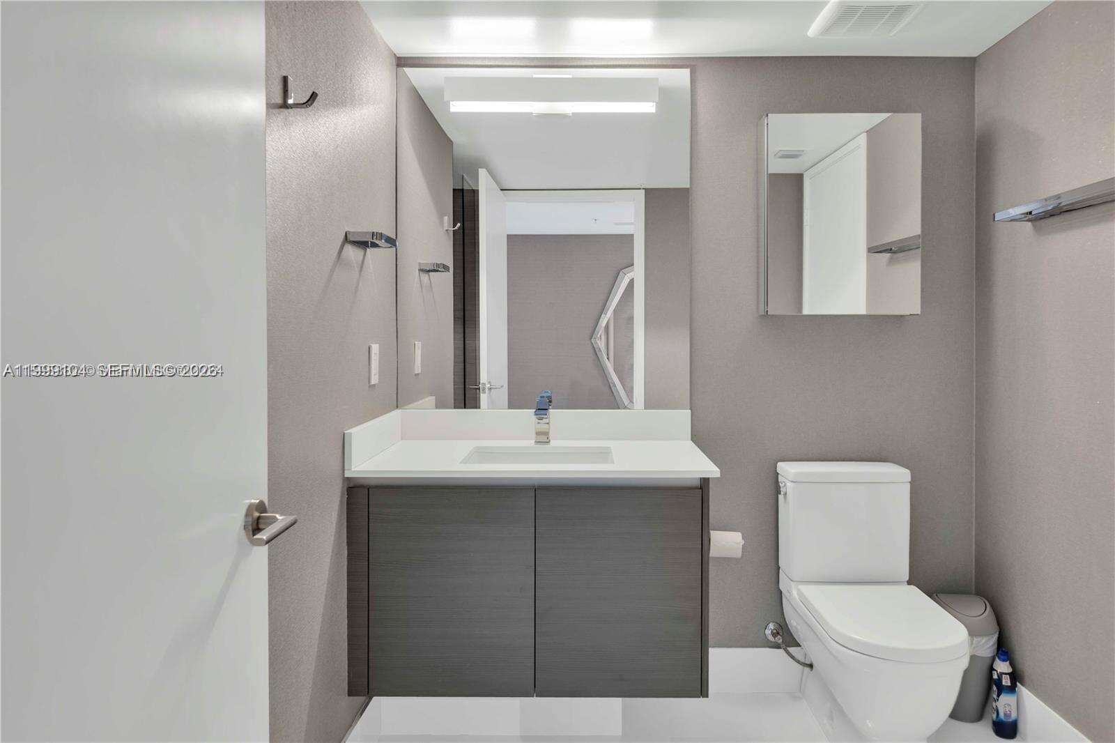 Parque Towers at 300 Sunny Isles Blvd, Sunny Isles Beach, FL 33160 - For Rent photo 34