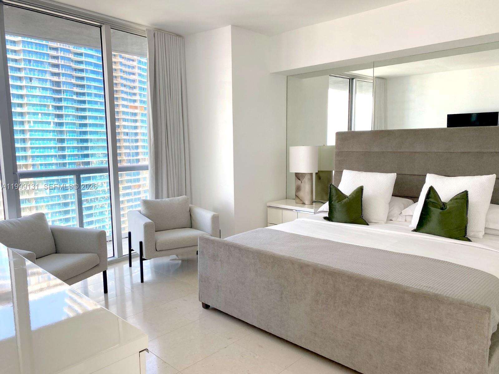 Icon Brickell 1 at 475 Brickell Ave, Miami, FL 33131 - For Rent photo 3