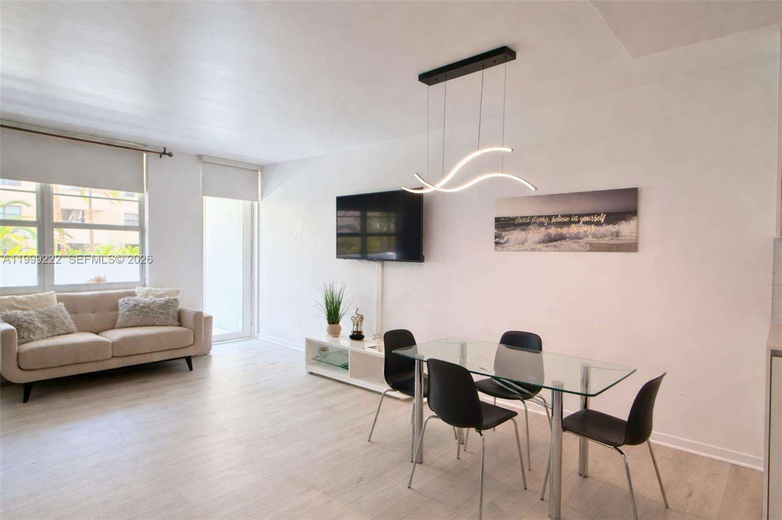 Decoplage at 100 Lincoln Rd, Miami Beach, FL 33139 - For Rent photo 2