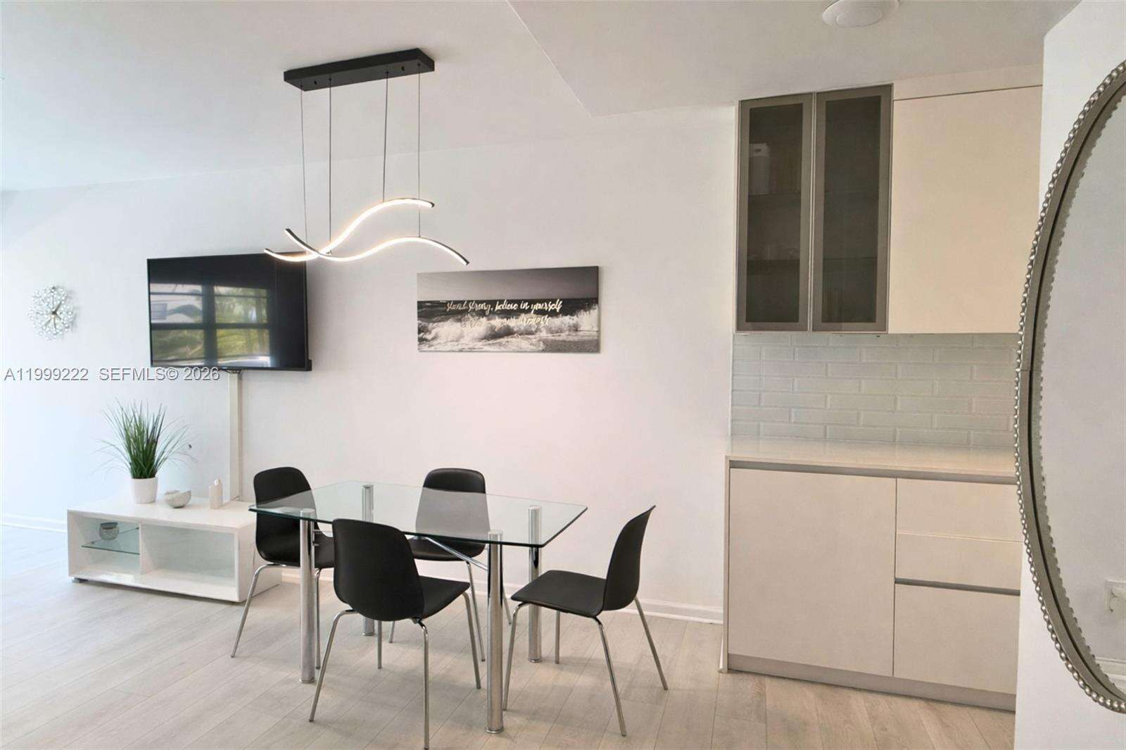 Decoplage at 100 Lincoln Rd, Miami Beach, FL 33139 - For Rent photo 8