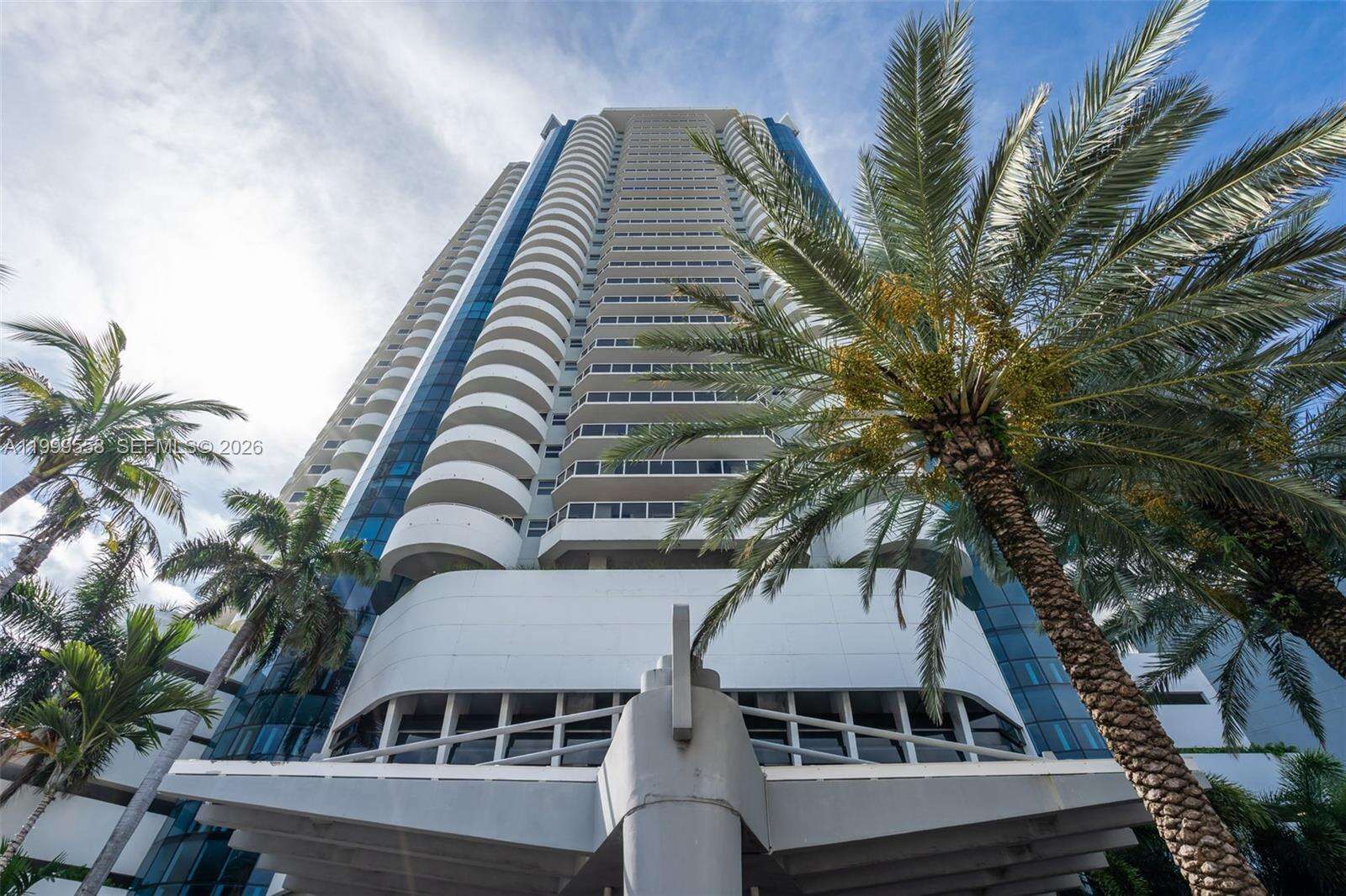 La Gorce Palace at 6301 Collins Ave, Miami Beach, FL 33141 - For Rent photo 2