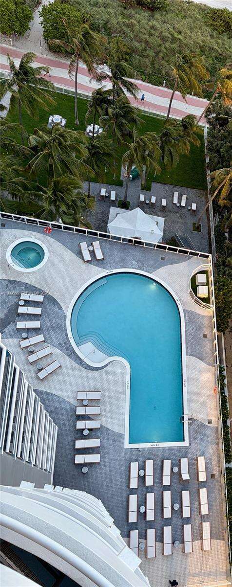 La Gorce Palace at 6301 Collins Ave, Miami Beach, FL 33141 - For Rent photo 33