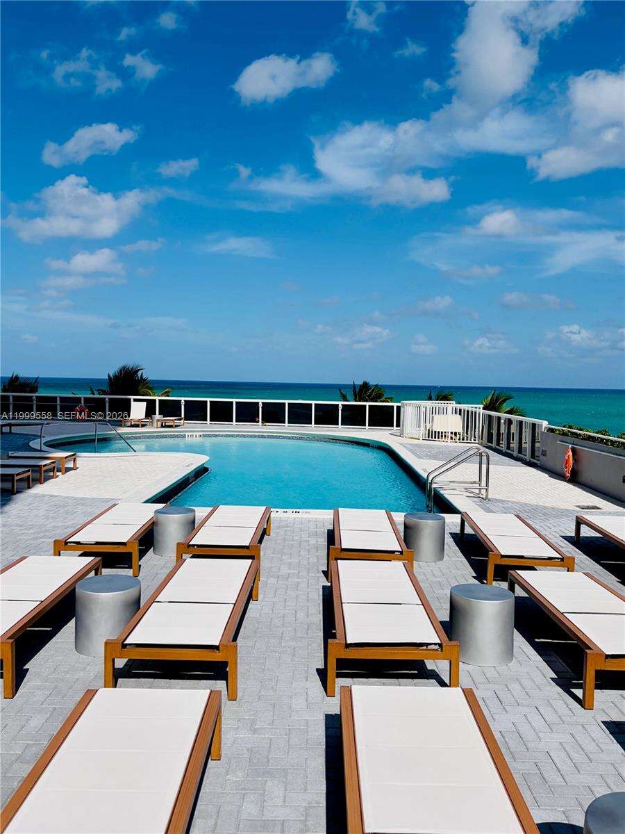 La Gorce Palace at 6301 Collins Ave, Miami Beach, FL 33141 - For Rent photo 34