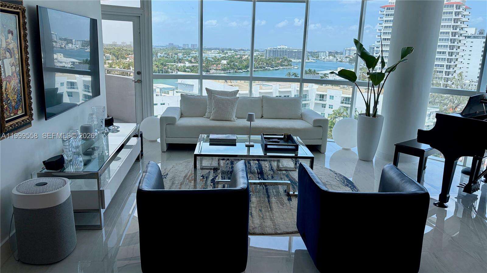 La Gorce Palace at 6301 Collins Ave, Miami Beach, FL 33141 - For Rent photo 10