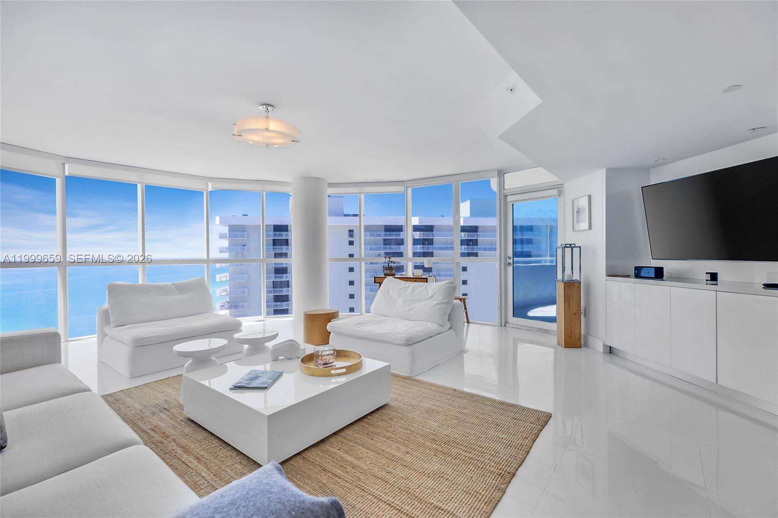 La Gorce Palace at 6301 Collins Ave, Miami Beach, FL 33141 - For Rent photo 11