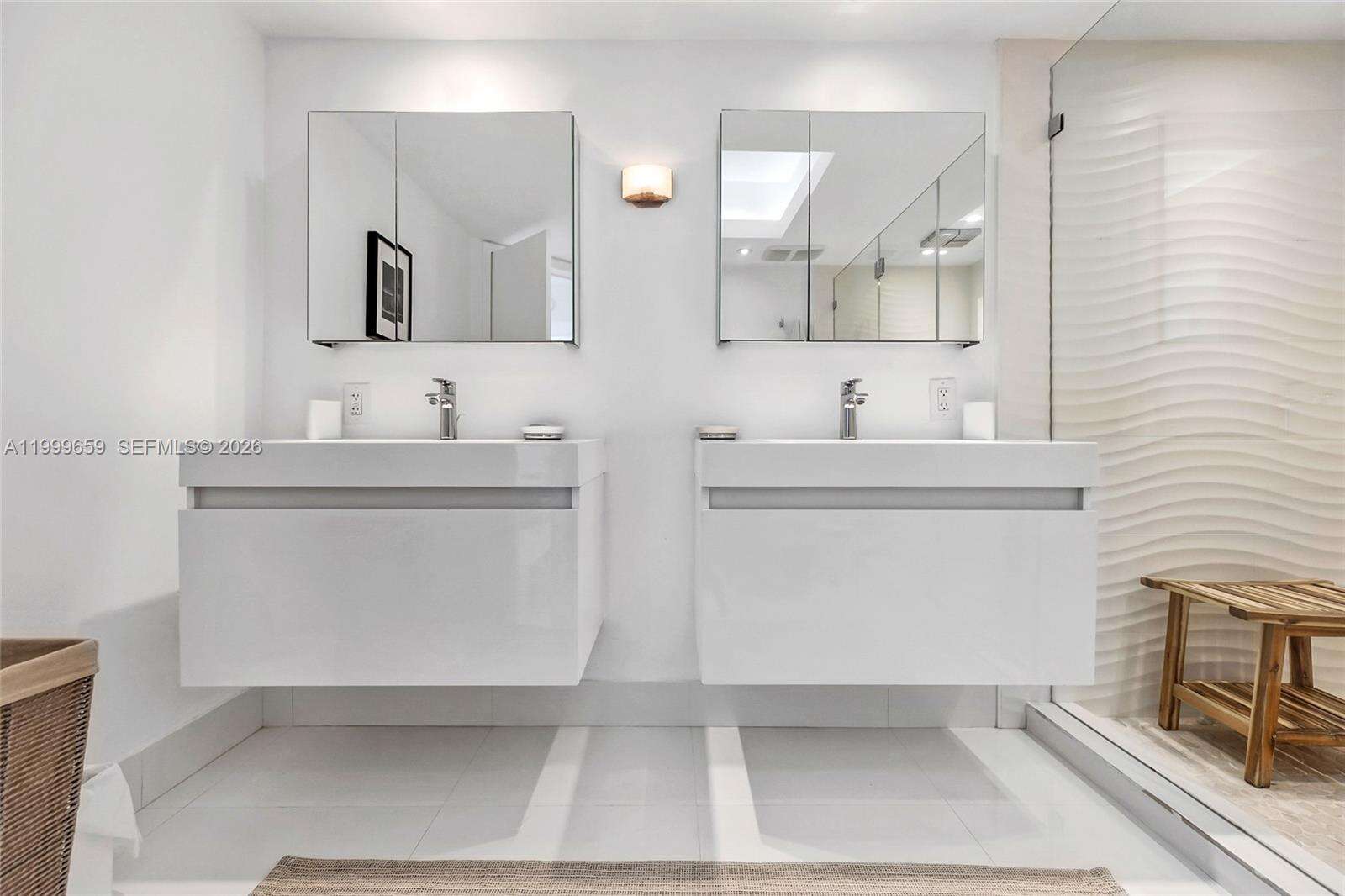 La Gorce Palace at 6301 Collins Ave, Miami Beach, FL 33141 - For Rent photo 19