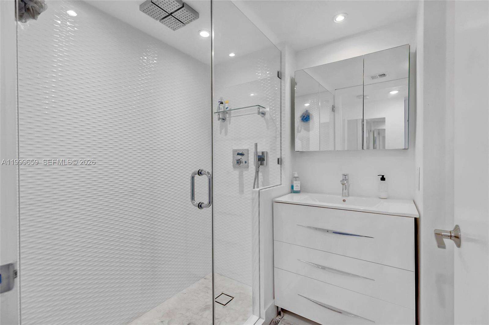 La Gorce Palace at 6301 Collins Ave, Miami Beach, FL 33141 - For Rent photo 26