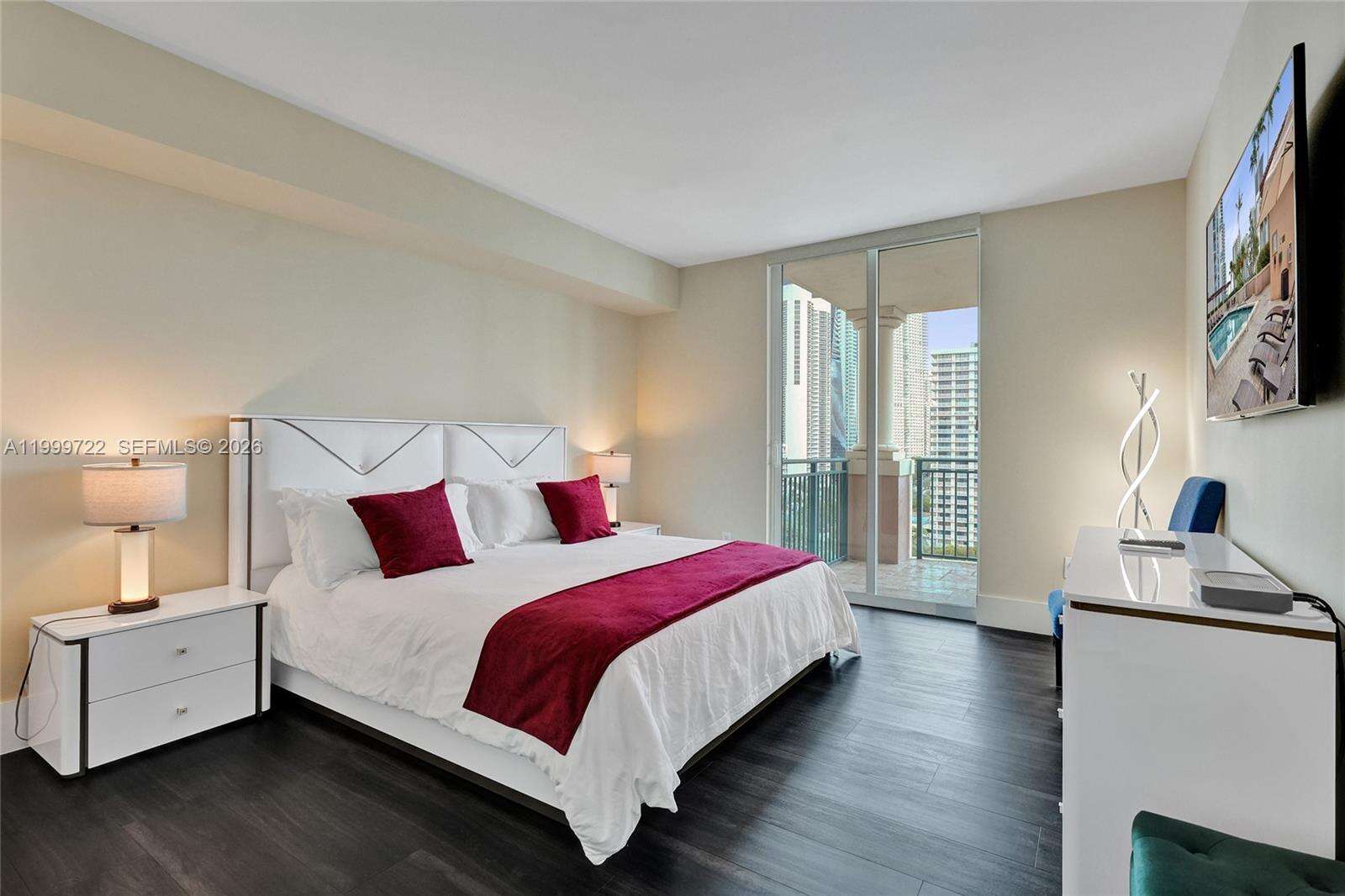 King David at 17555 Atlantic Blvd, Sunny Isles Beach, FL 33160 - For Rent photo 16