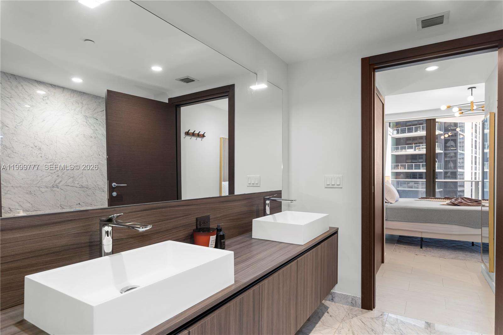 Brickell Flatiron at 1000 Brickell Plz, Miami, FL 33131 - For Rent photo 12