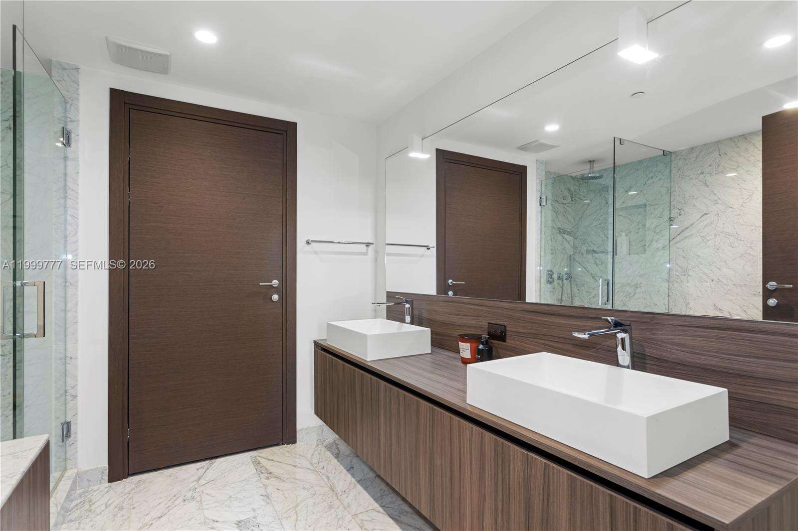 Brickell Flatiron at 1000 Brickell Plz, Miami, FL 33131 - For Rent photo 14