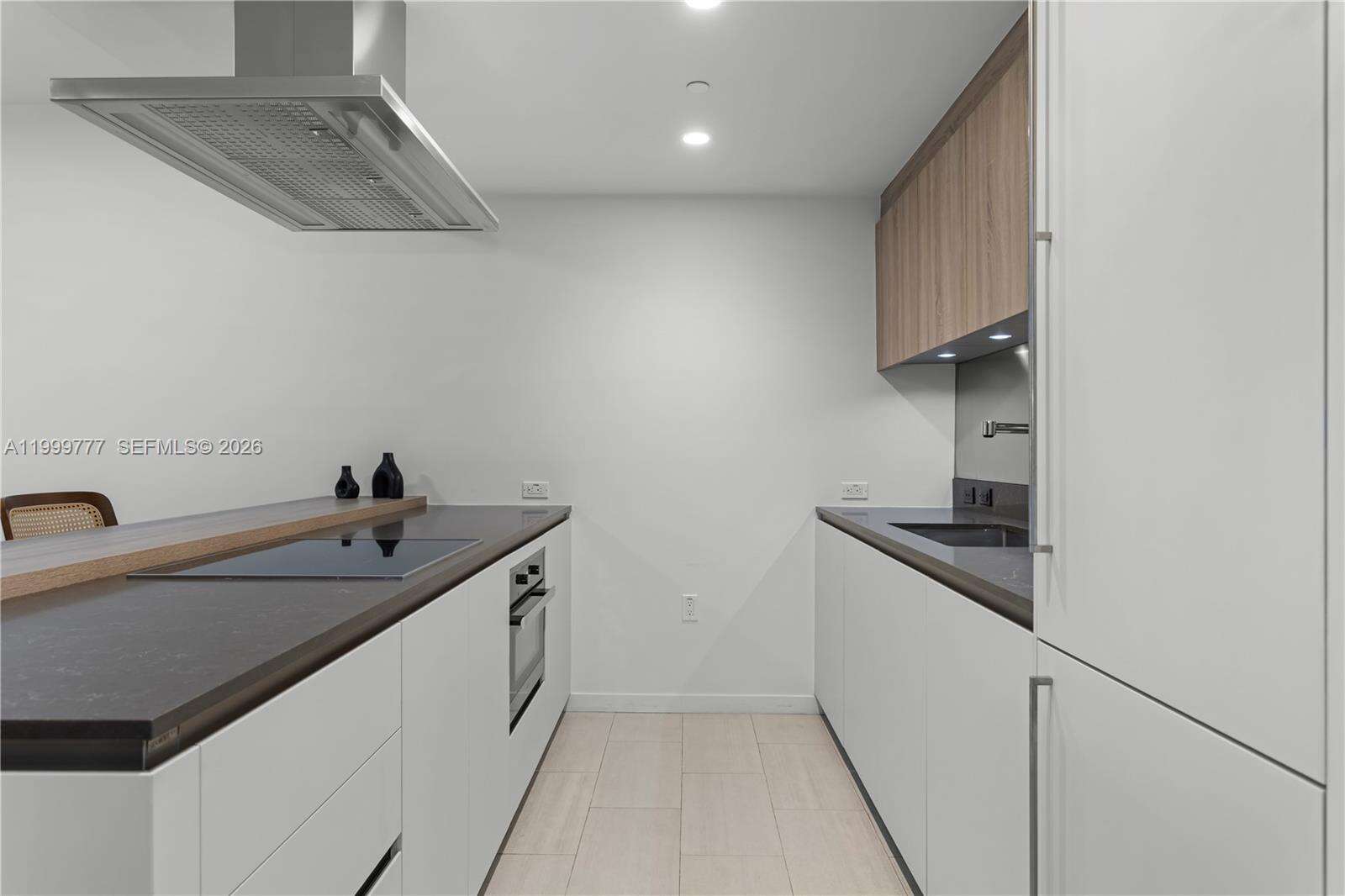 Brickell Flatiron at 1000 Brickell Plz, Miami, FL 33131 - For Rent photo 17