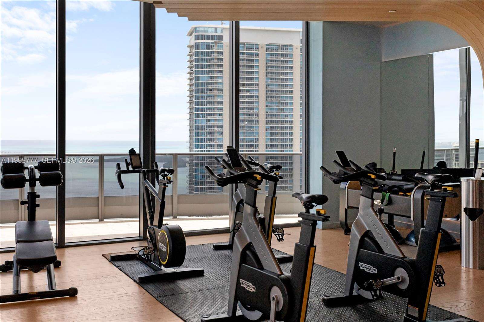 Brickell Flatiron at 1000 Brickell Plz, Miami, FL 33131 - For Rent photo 39