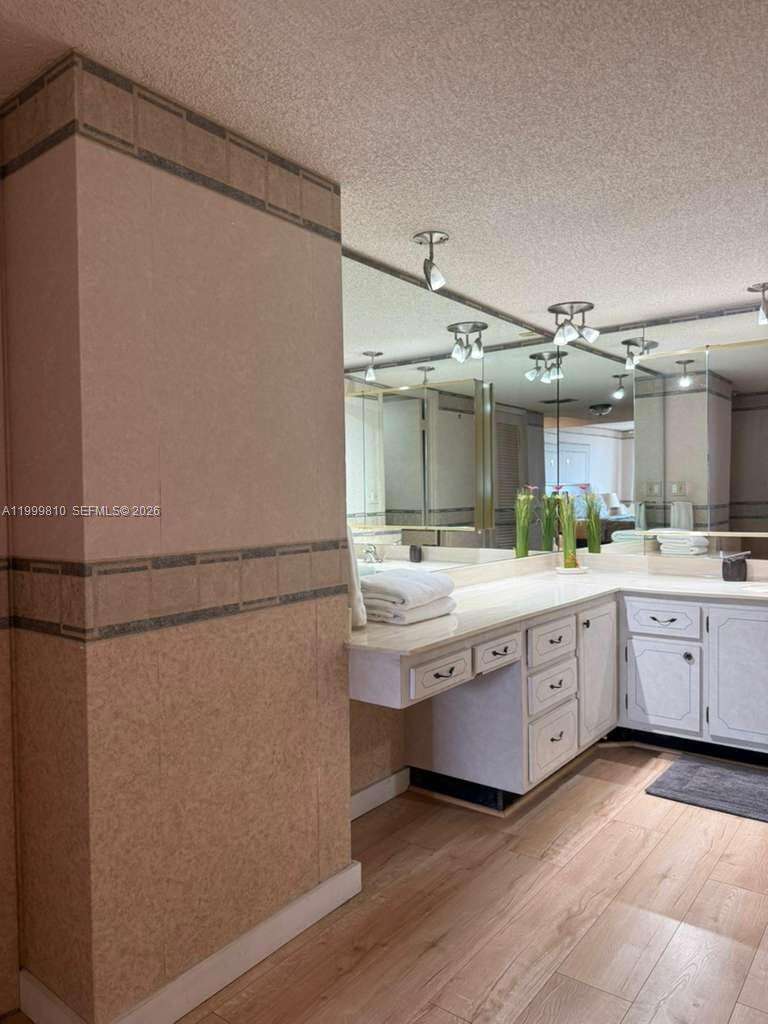 Maison Grande at Miami Beach, FL 33140 - For Rent photo 12