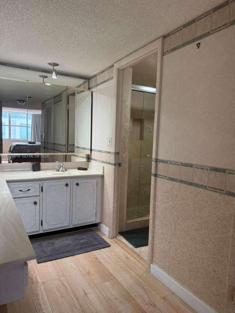 Maison Grande at Miami Beach, FL 33140 - For Rent photo 13
