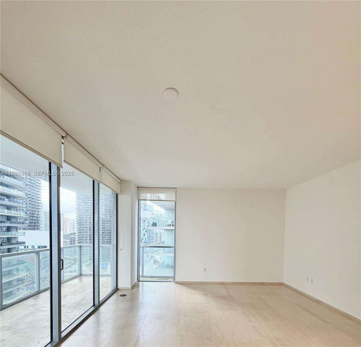1060 Brickell at 1050 Brickell Ave, Miami, FL 33131 - For Rent photo 14