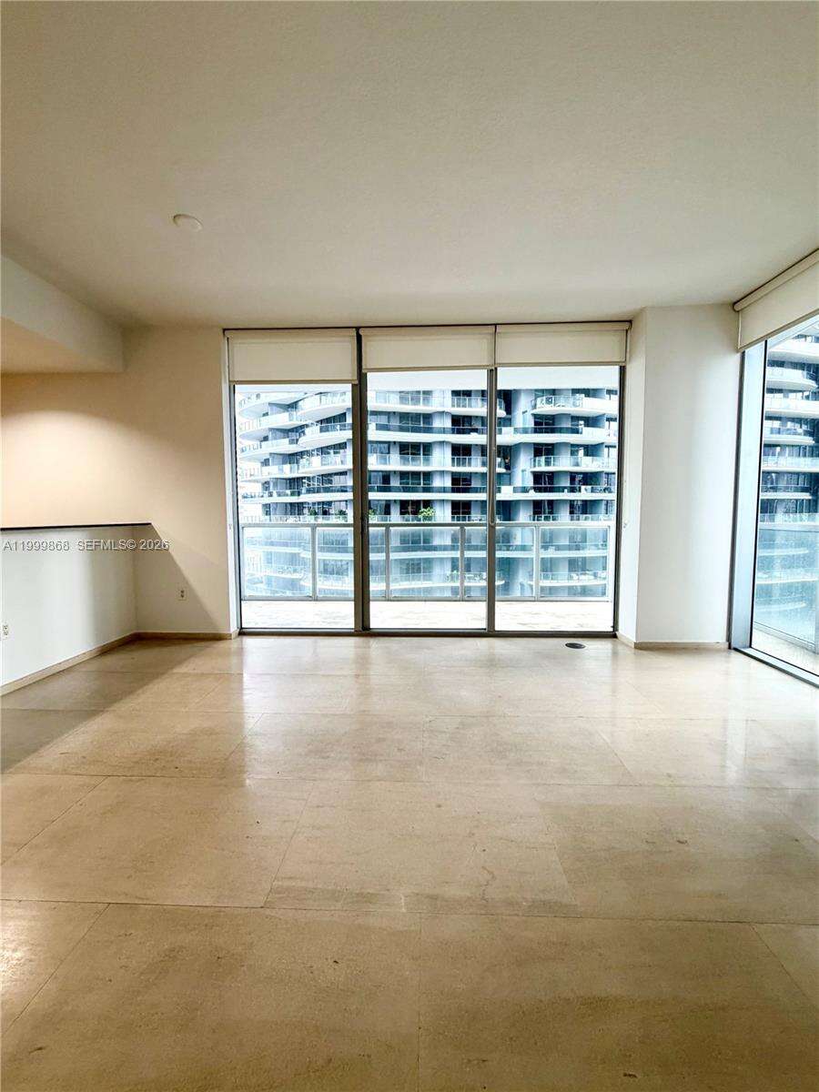 1060 Brickell at 1050 Brickell Ave, Miami, FL 33131 - For Rent photo 16