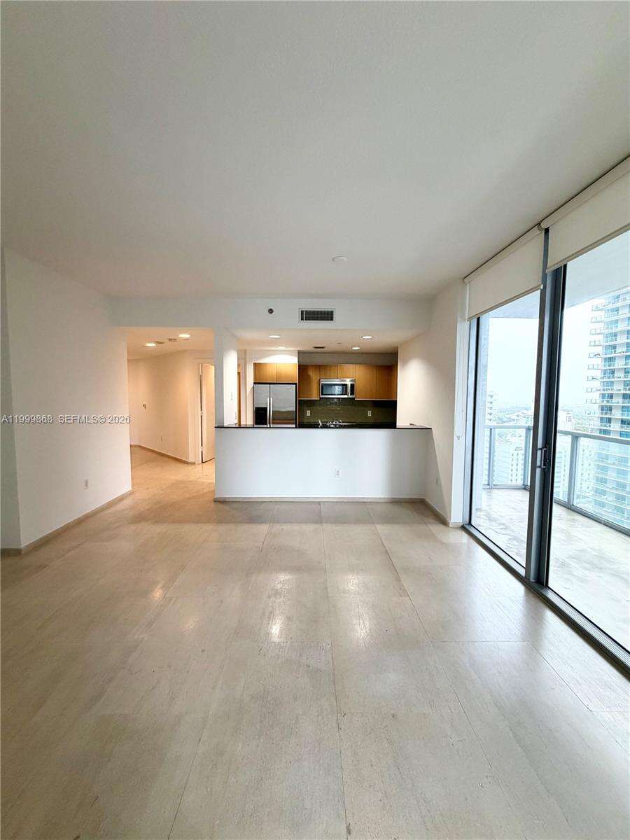 1060 Brickell at 1050 Brickell Ave, Miami, FL 33131 - For Rent photo 17