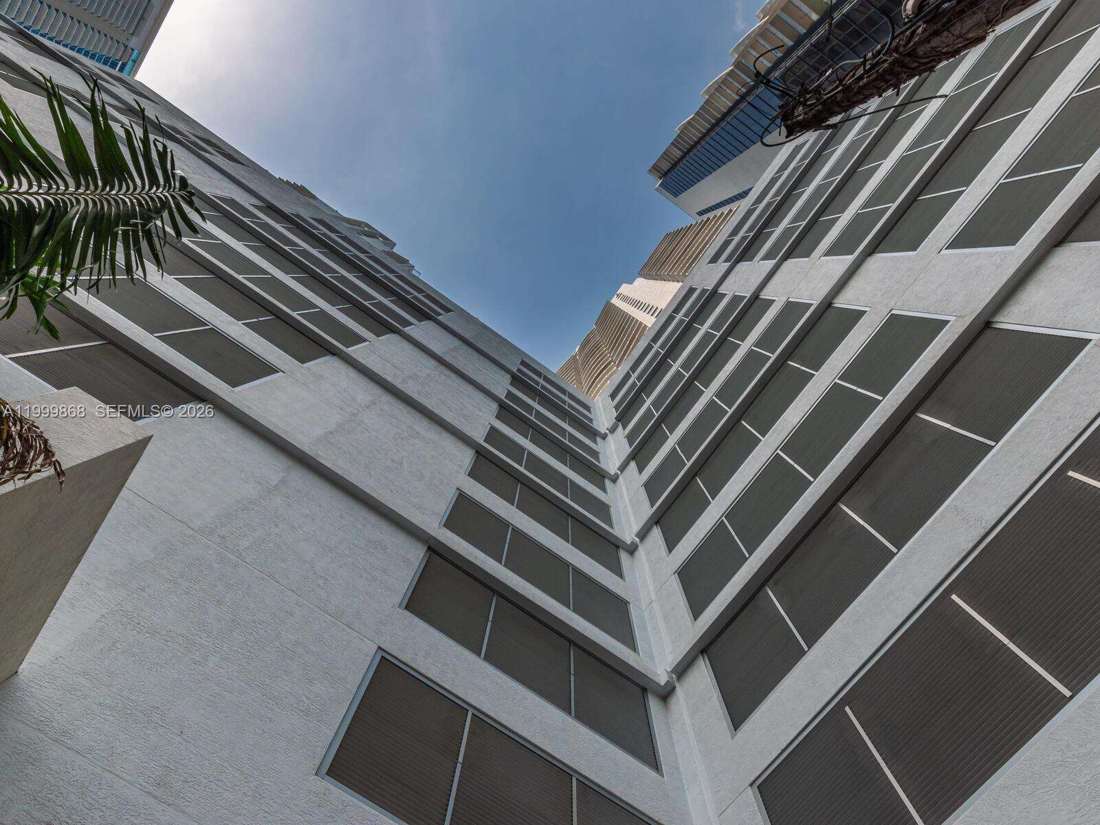 1060 Brickell at 1050 Brickell Ave, Miami, FL 33131 - For Rent photo 32