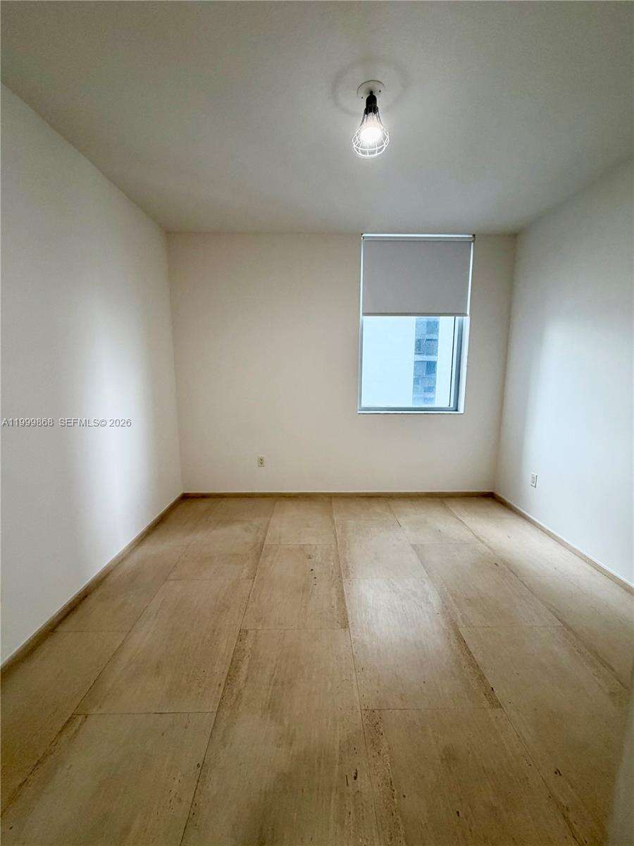 1060 Brickell at 1050 Brickell Ave, Miami, FL 33131 - For Rent photo 7